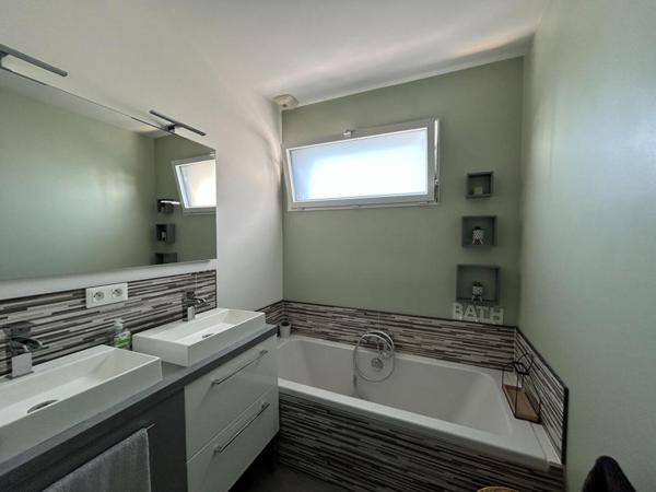Maison La Chapelle Basse Mer 7 pièce(s) 190 m2