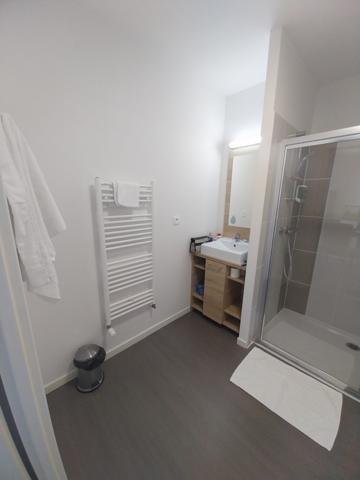 studio proche Saulcy avec balcon, faible charge et taxe fonc
