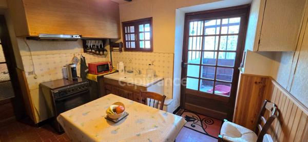 À VENDRE — Charmante maison de village avec terrasse panoramique 20244 CAMBIA