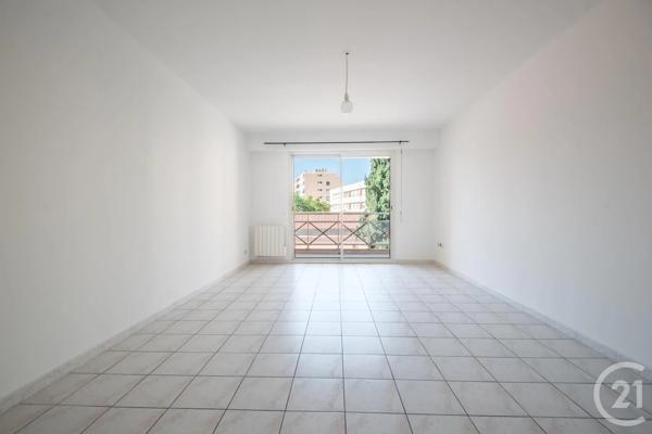 Appartement F2 à vendre  2 pièces - 56,36 m 2   NICE  - 06