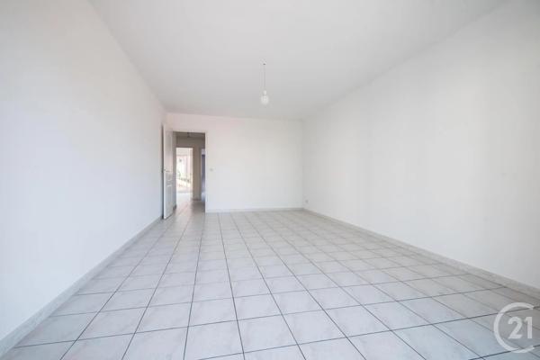 Appartement F2 à vendre  2 pièces - 56,36 m 2   NICE  - 06