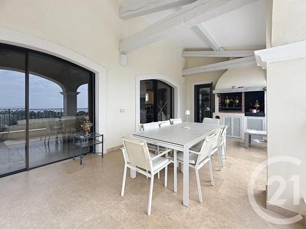 Maison à vendre  6 pièces - 210,73 m 2   CAGNES SUR MER  - 06