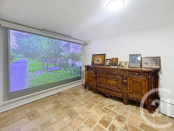 Maison à vendre  6 pièces - 210,73 m 2   CAGNES SUR MER  - 06