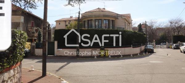 Maison Proche Mazargues de 660m² Marseille 13009