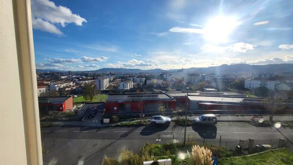 Maison 5 pièce(s) 102 m2 CLERMONT-FERRAND (secteur Charcot) , Clermont ferrand