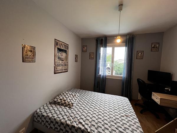 Maison à vendre Saint Pierre du Mont 3 chambres et 1 bureau garage Piscine