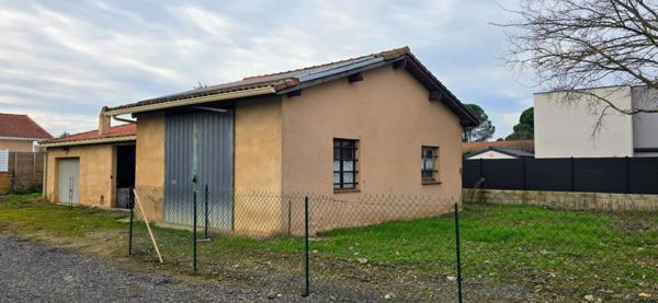 HANGAR à vendre 2 pièces SAINT JORY (31)