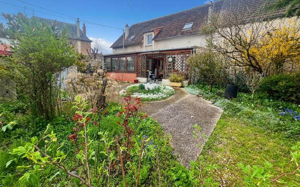 Maison à vendre    3 pièces •  Chabris