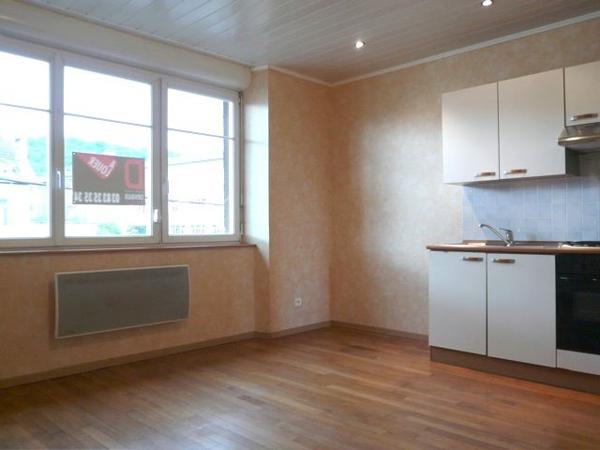 Location 2 Pieces 43 54390 Frouard 3664