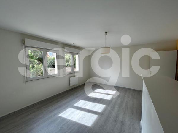 Location 1 Pieces 31 80000 Amiens 25 0164 02 0049