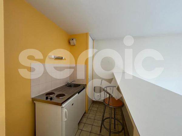Location 1 Pieces 31 80000 Amiens 25 0164 02 0049