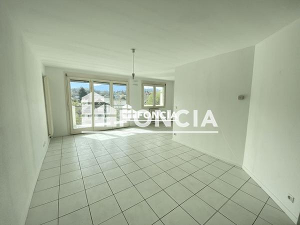 Location Appartement 3 pièces 68.35 m² - 1 AVENUE DU VERNAY Thonon Les Bains 74200