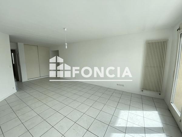 Location Appartement 3 pièces 68.35 m² - 1 AVENUE DU VERNAY Thonon Les Bains 74200