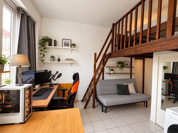 Appartement
         1 pièce
        - 30 m² 165 000 €*