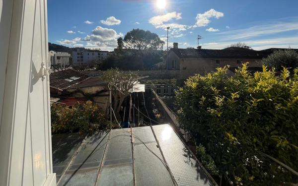 Maison à vendre    5 pièces • 160 m2 Mouans-Sartoux