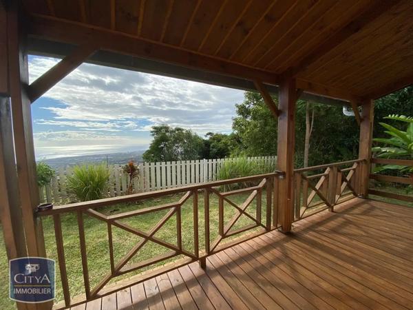 Maison à louer 6 pièces 124.7m² Saint-Paul (97411)