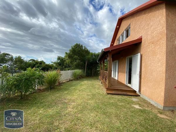 Maison à louer 6 pièces 124.7m² Saint-Paul (97411)