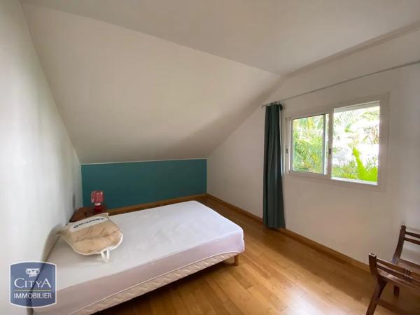 Maison à louer 6 pièces 124.7m² Saint-Paul (97411)