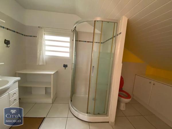 Maison à louer 6 pièces 124.7m² Saint-Paul (97411)