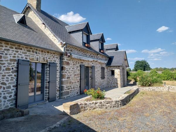 Maison à JUBLAINS, 53160 - 7 pièces 157m²