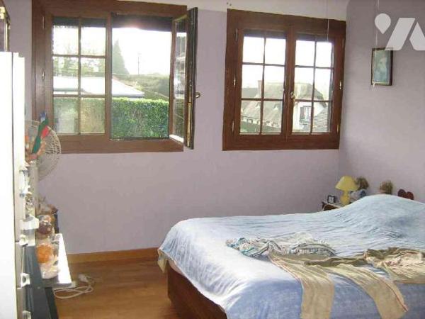 Maison à Vendre à Foucarmont (76340) en Seine-Maritime (76)

Cette maison spacieuse de 120 m²...