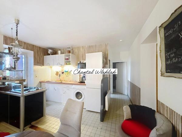 Maison à vendre à AUBENAS (07) - Terrain plat 5868 m² -