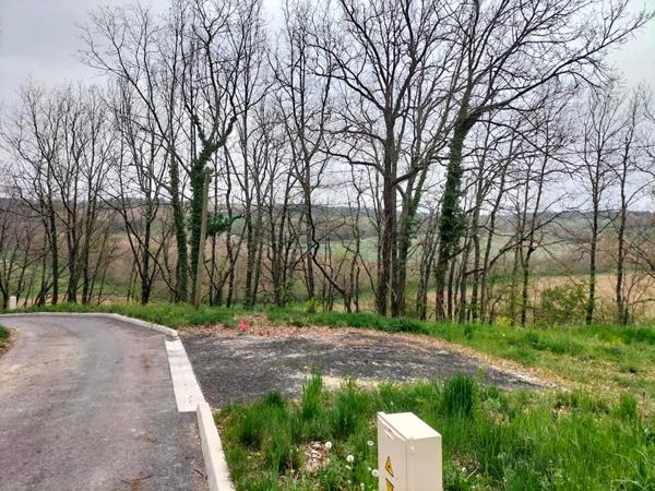 Terrain Avezan 2735 m2