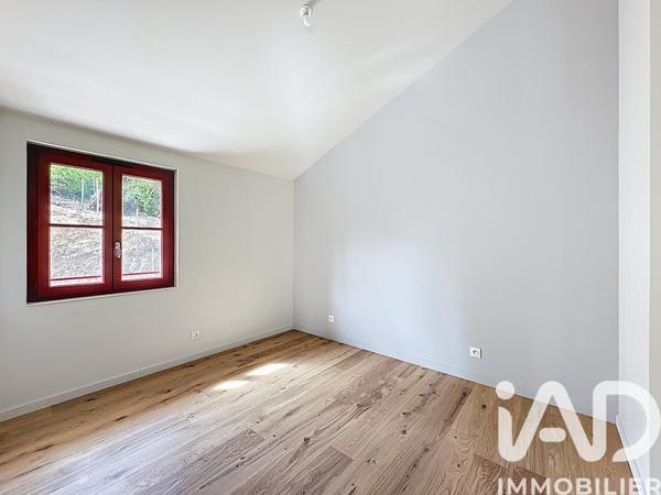 Maison à vendre 6 pièces 131 m² Charbonnières-les-Bains