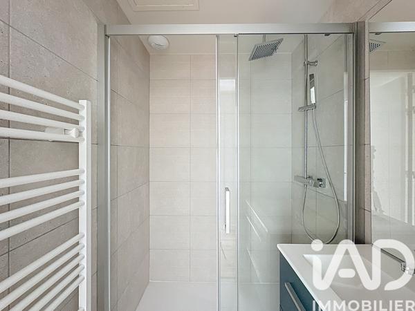 Maison à vendre 6 pièces 131 m² Charbonnières-les-Bains