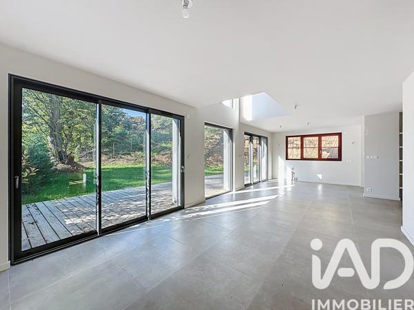 Maison à vendre 6 pièces 131 m² Charbonnières-les-Bains