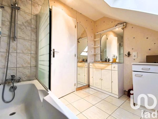 Maison à vendre 8 pièces 143 m² Les Villages Vovéens