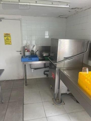 Murs commerciaux à vendre à Écommoy dans la Sarthe (72220), ref : 13816/1071   
LES PORTES DU BELINOIS