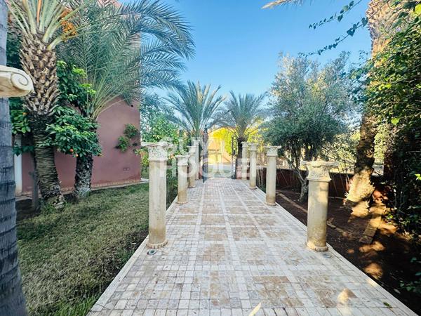 ACHAT/VENTE Domaine Amelkis 2 villa sur 900m² de terrain.