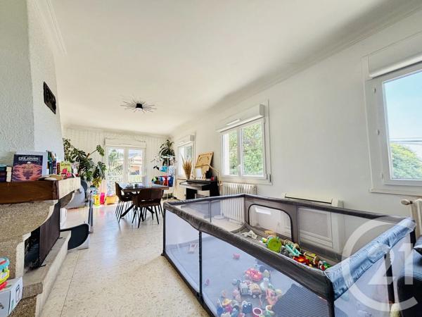 Maison à vendre  7 pièces - 129,07 m 2   ALES  - 30