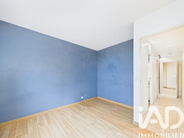 Appartement à vendre 4 pièces 77 m² Évry-Courcouronnes