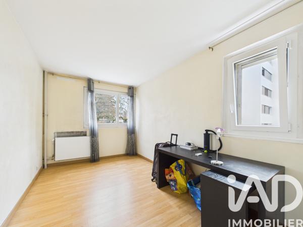 Appartement à vendre 4 pièces 77 m² Évry-Courcouronnes