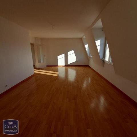 Appartement à louer 4 pièces 113.17m²