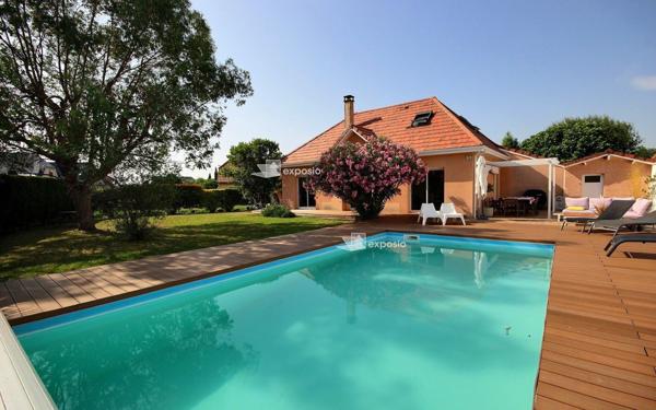 Maison à vendre    5 pièces •  Nousty