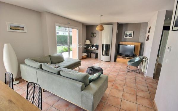 Maison à vendre    5 pièces •  Nousty