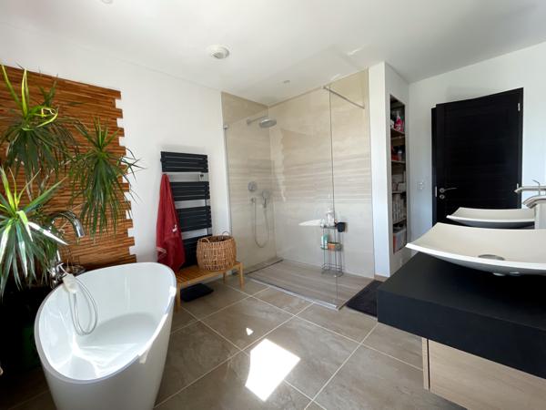 Rians (83560) Villa T5 avec piscine et garage