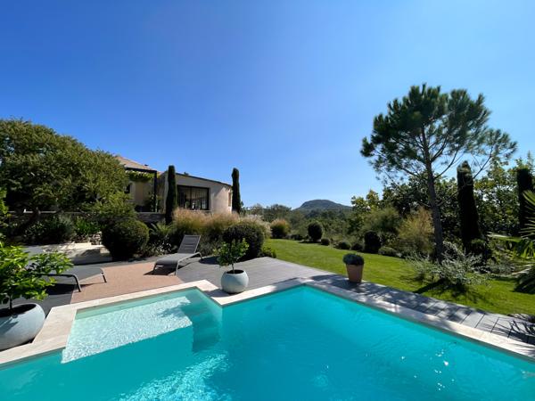 Rians (83560) Villa T5 avec piscine et garage