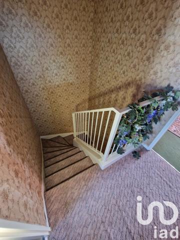 Maison traditionnelle 4 pièces de 95 m² à Le Malesherbois (45330)