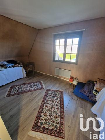 Maison traditionnelle 4 pièces de 95 m² à Le Malesherbois (45330)