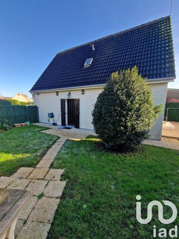 Maison traditionnelle 4 pièces de 95 m² à Le Malesherbois (45330)