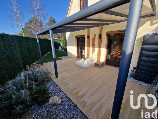 Maison traditionnelle 4 pièces de 95 m² à Le Malesherbois (45330)