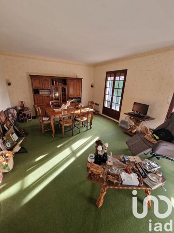 Maison traditionnelle 4 pièces de 95 m² à Le Malesherbois (45330)