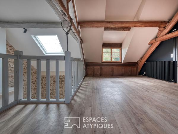 Longère de charme avec une piscine et une maison d’amis