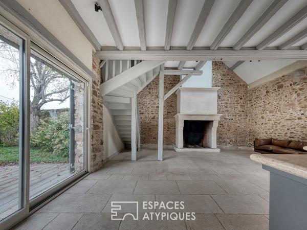 Longère de charme avec une piscine et une maison d’amis