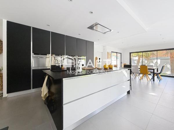 Taussat - Villa contemporaine à 150?m du bassin