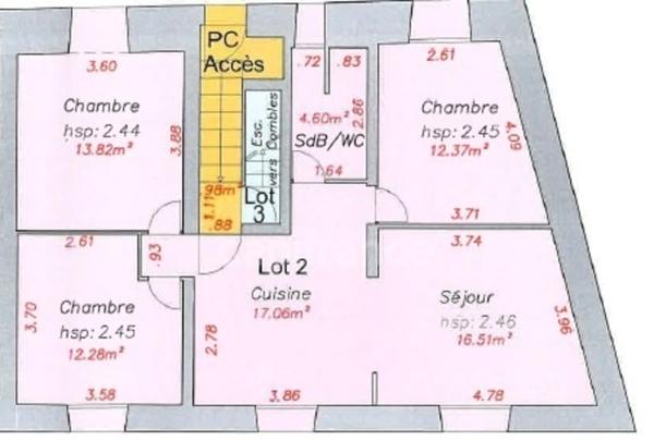 Ponthierry - Appartement comme une maison de 76 m²: T4 + 2 garages + Potentiel agrandissement ou investissement locatif - Charges faibles